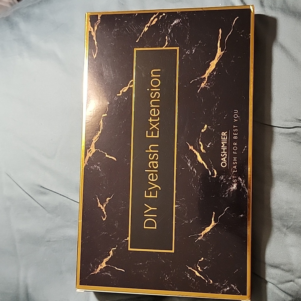 Eyelash extension kit